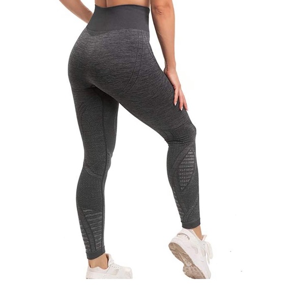 Workout Leggings - Picture 3 of 3
